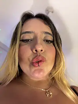 دردشة _Ninasanz الجنسية المباشرة