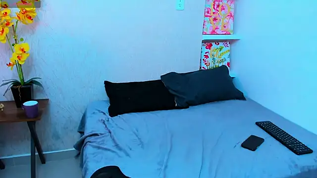 Онлайн чат XXX miichael_black