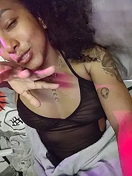 دردشة Kandeefooxxx الجنسية المباشرة