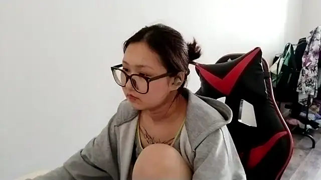 Chat XXX en directo de AdelineCanup