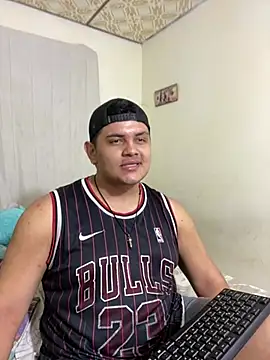 boy_jasson Show Webcam