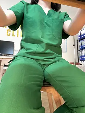 secretly_masturbating Show Webcam