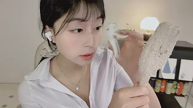 Onechestnut Live XXX-chat