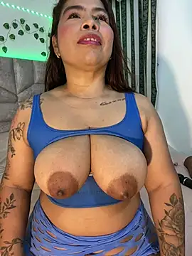 Chat XXX en directo de roselyn_caprice