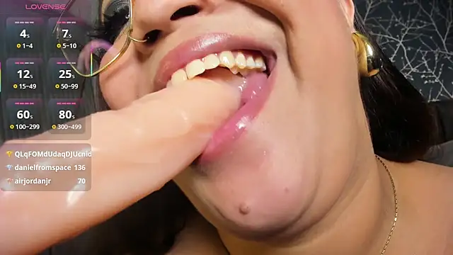 Czat XXX na żywo – Charlottxl