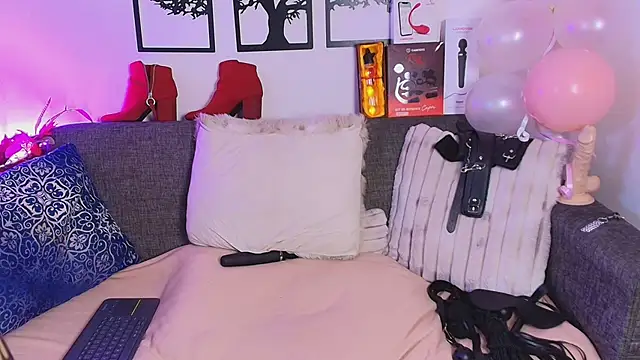 Angelabrowm Webcam show