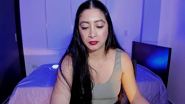 MeganWhite3's Live XXX Chat