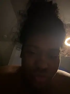 Chat +18 de bunbun420247 ao vivo