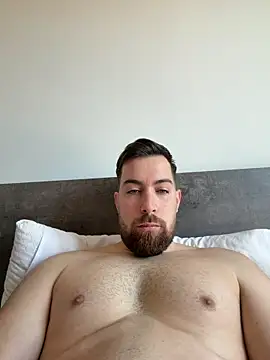 boy9298 Show in webcam