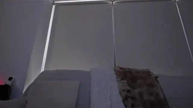 kinkykara25 Show in webcam