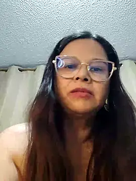 Chat XXX ao vivo de Estella80