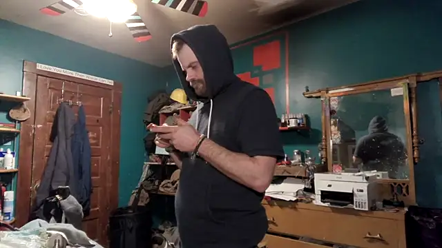 charactrzero Show in webcam