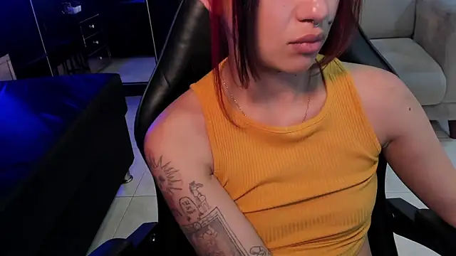 Chatroom XXX en direct de eva_viulet