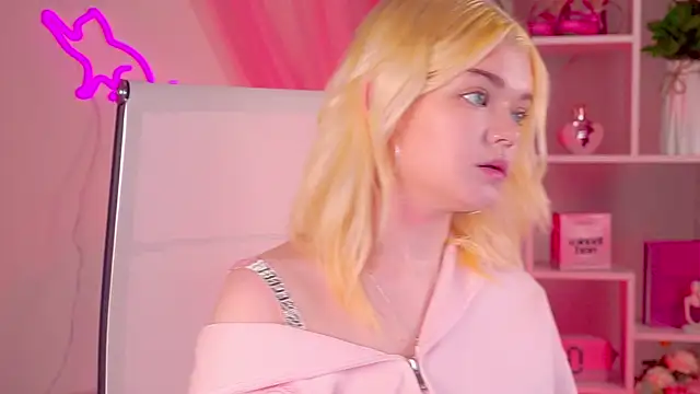 دردشة AdeleCartier الجنسية المباشرة