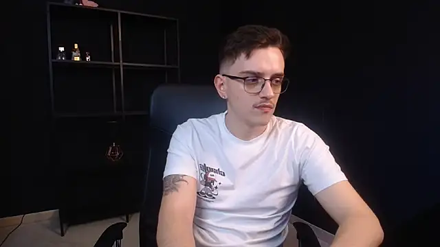 FelixStarkk Chat XXX live