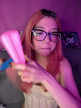 Valen-Foxx1 Adlı Modelin Canlı XXX Sohbeti