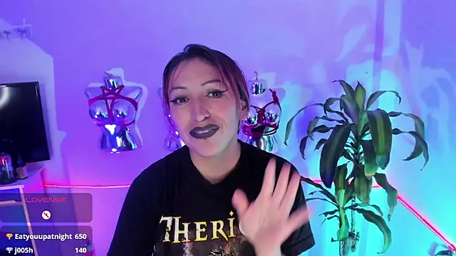 LucyStrike_ Live XXX-Chat