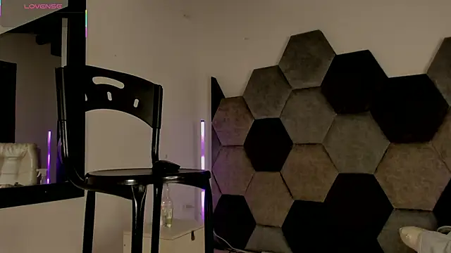 Latrellx7 Live XXX-Chat