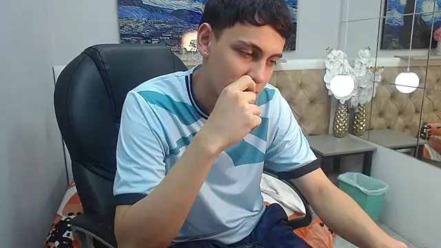 Ethanx18_ Webcam-Show