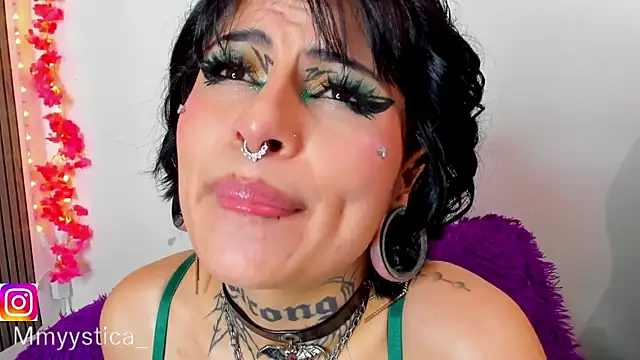 Rainnbow_'s Live XXX Chat