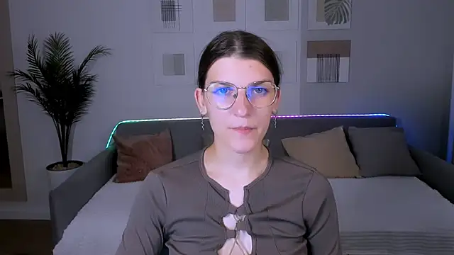 AnnaThorne's Live XXX Chat