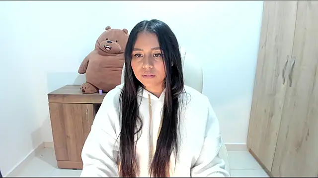 Ciara8 Adlı Modelin Canlı XXX Sohbeti