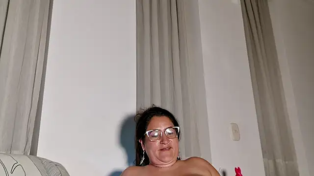 Czat XXX na żywo – DeesseLuxure