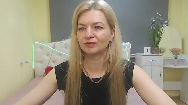 MelissaTyler Adlı Modelin Canlı XXX Sohbeti