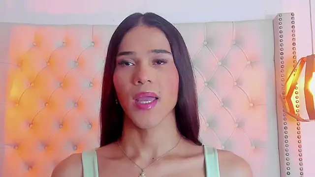 _ISALITTLESTAR_n Webbikameraesitys
