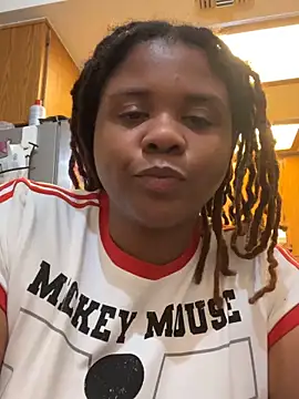 HEARTBREAKBRE Live XXX-Chat