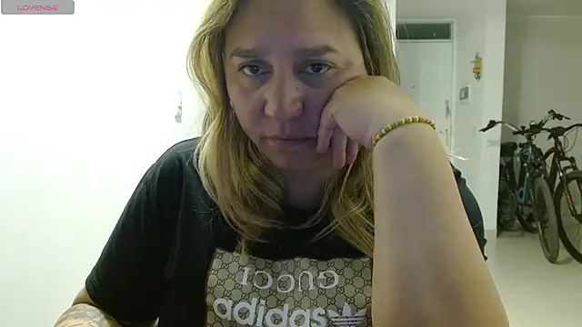 Онлайн чат XXX LauraReeves