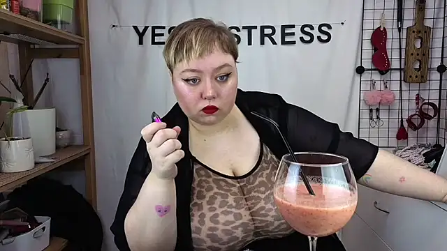 mistress_molly's Webcam Show