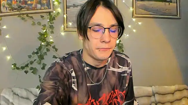 SolarFringe Live XXX Chat