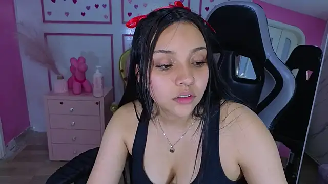 lia_harper_t Chat XXX live