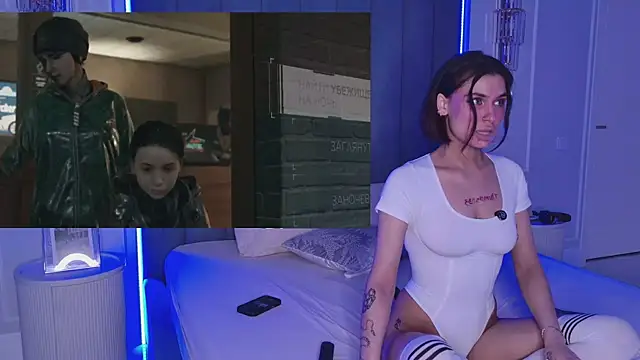VioletAsh live XXX chat
