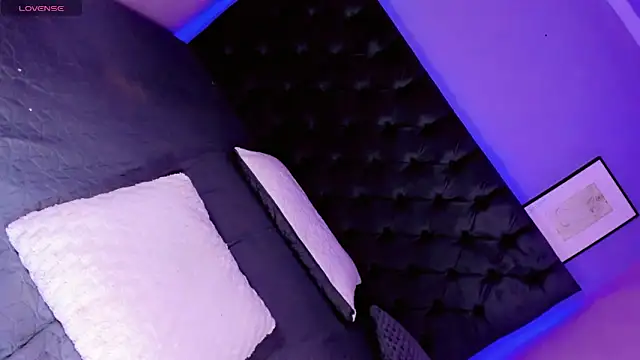 Živý XXX chat CALLMEATENEA