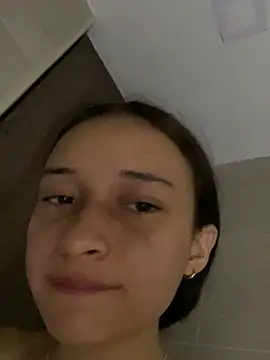 XXX chat uživo modela candy_deluxe