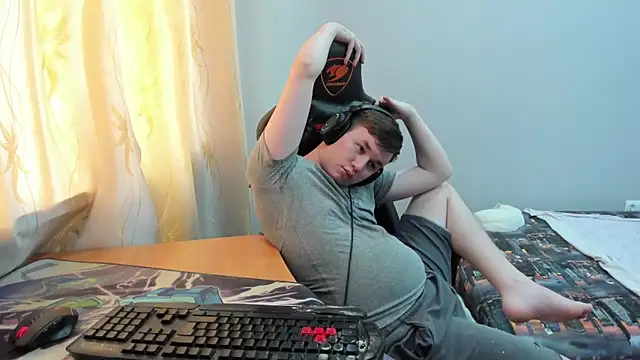 iliaskrislove Pertunjukan Webcam