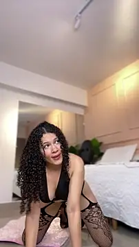 Chat +18 de SHARONN____ ao vivo