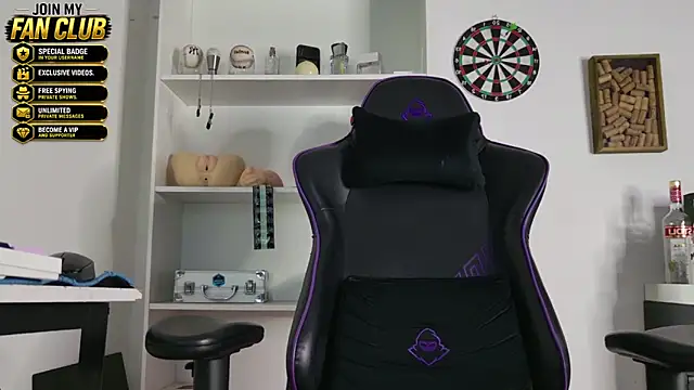 aaronlegend_'s Live XXX Chat