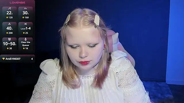 LottieReed's Live XXX Chat