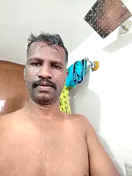 Paramkeerthi 现场XXX聊天