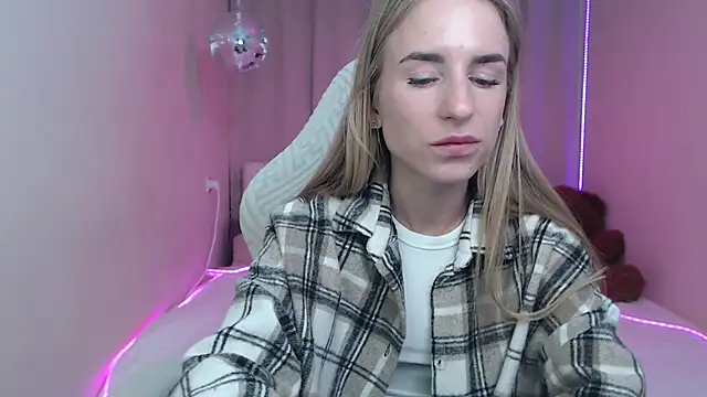 DeboraHorny 现场XXX聊天
