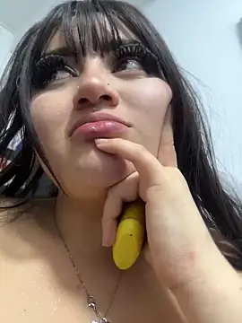lya_nekko_ Adlı Modelin Canlı XXX Sohbeti