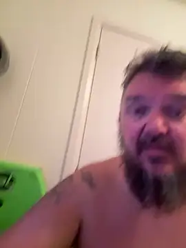 Pokazy przed kamerką – TatooedBear