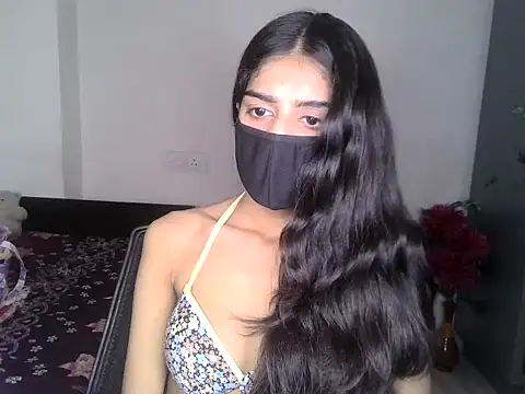 SASSY__BABY_ Adlı Modelin Canlı XXX Sohbeti