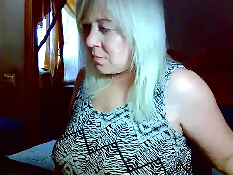 AgoniA7 Show in webcam