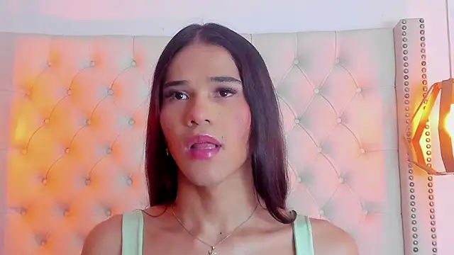 Chat XXX ao vivo de _ISALITTLESTAR_