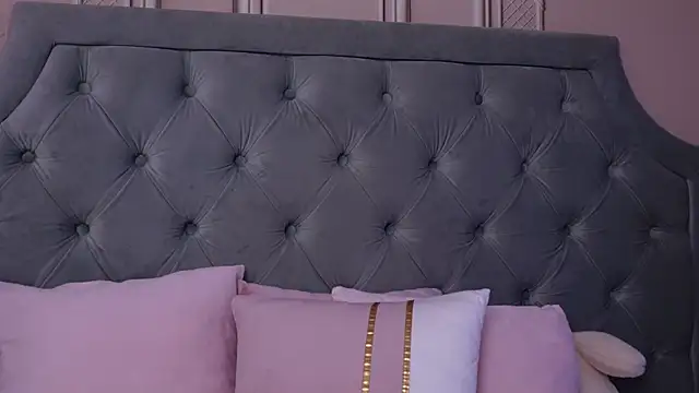 LucyAddison 라이브 XXX 채팅