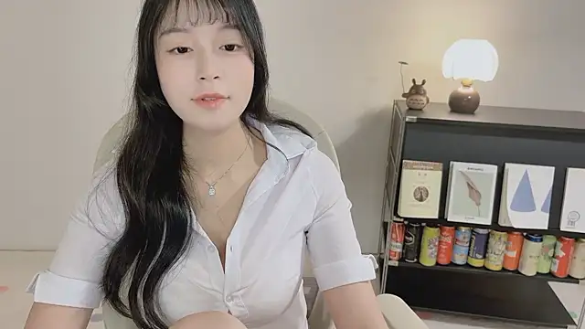 Onechestnut live XXX chat